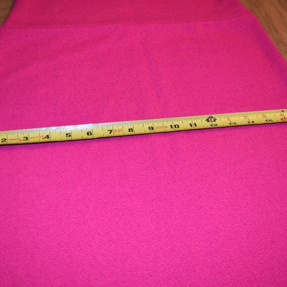 Medium Cassie Pencil Skirt Stretch Material $10 - Picture 7 of 9